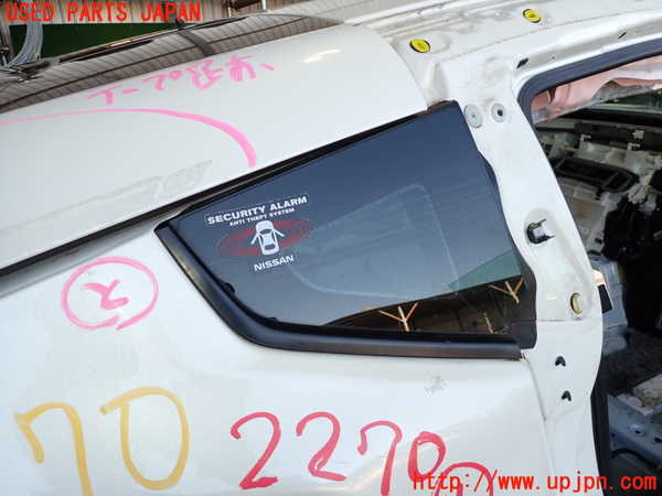 5UPJ-22701380]フェアレディZ(Z34)右クォーターガラス 中古(43R-005165 M2A2)_m0001.jpg