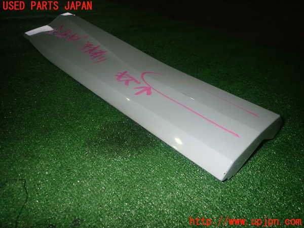 5UPJ-22711322]アウディ・Q3(F3DFGF)左後ドアパネル 中古_m0002.jpg
