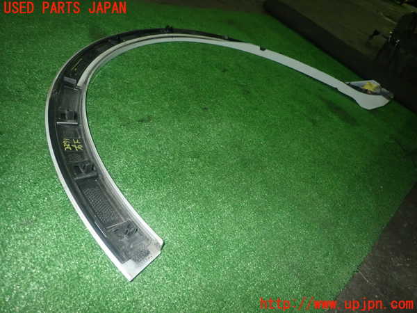 5UPJ-22711440]アウディ・Q3(F3DFGF)右前オーバーフェンダー 中古_m0005.jpg