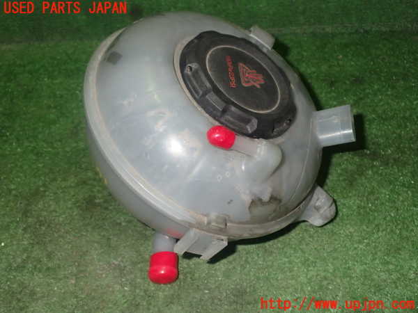 5UPJ-22712410]アウディ・Q3(F3DFGF)ラジエータータンク 中古_m0001.jpg