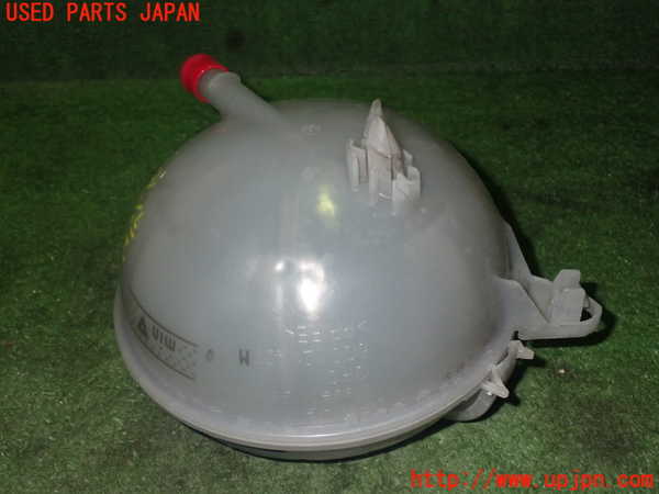 5UPJ-22712410]アウディ・Q3(F3DFGF)ラジエータータンク 中古_m0002.jpg