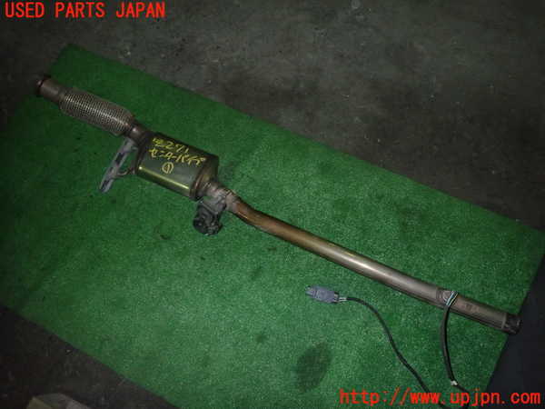 1UPJ-22712651]アウディ・Q3(F3DFGF)センターパイプ1 中古_m0001.jpg