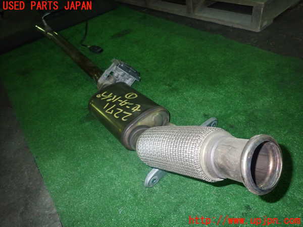 1UPJ-22712651]アウディ・Q3(F3DFGF)センターパイプ1 中古_m0002.jpg