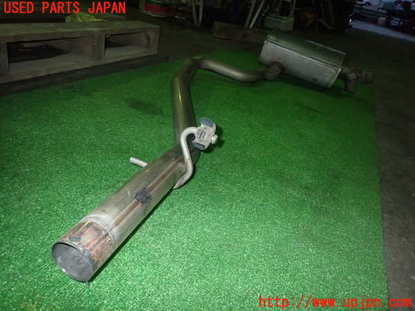 1UPJ-22712671]アウディ・Q3(F3DFGF)リアマフラー1 中古_m0002.jpg