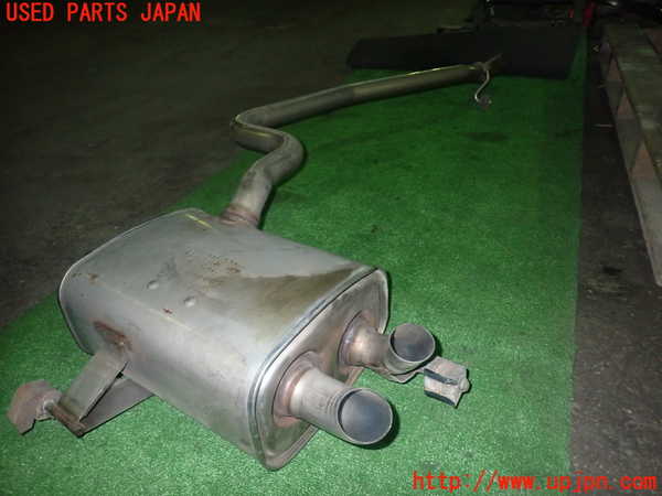 1UPJ-22712671]アウディ・Q3(F3DFGF)リアマフラー1 中古_m0003.jpg