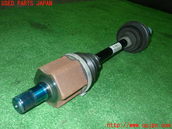 1UPJ-22714015]アウディ・Q3(F3DFGF)左フロントドライブシャフト 中古_m0002.jpg