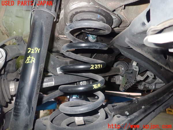 5UPJ-22715105]アウディ・Q3(F3DFGF)左リアスプリング 中古_m0001.jpg