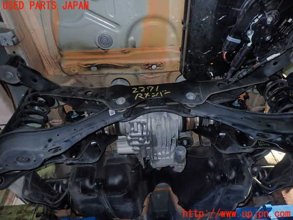 5UPJ-22715295]アウディ・Q3(F3DFGF)リアメンバー 中古_m0001.jpg