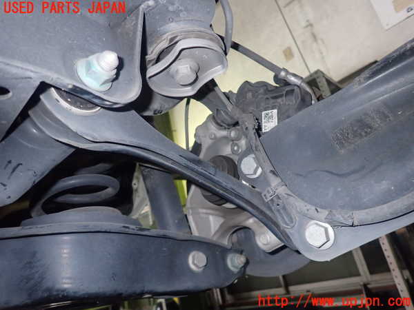 5UPJ-22715226]アウディ・Q3(F3DFGF)左リアロアアーム1 中古_m0002.jpg