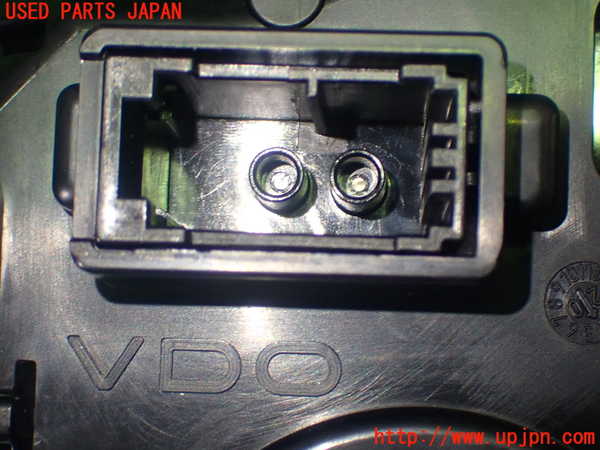 1UPJ-22716170]アウディ・Q3(F3DFGF)スピードメーター 中古_m0003.jpg
