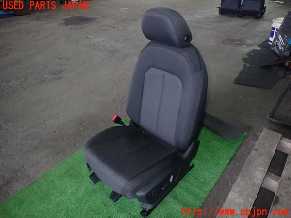 1UPJ-22717065]アウディ・Q3(F3DFGF)助手席シート 中古_m0001.jpg