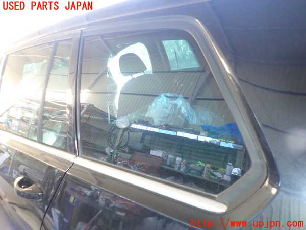 5UPJ-22721382]VW ゴルフ ヴァリアント(AUCHP)左クォーターガラス 43R-006723 中古_m0001.jpg