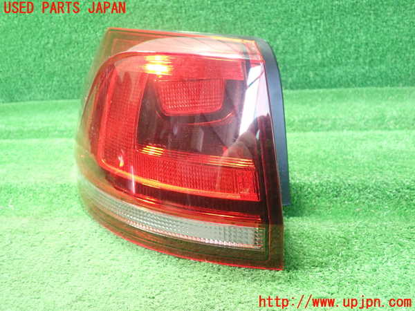 5UPJ-22721536]VW ゴルフ ヴァリアント(AUCHP)左テールランプ 中古_m0001.jpg