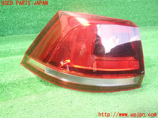 5UPJ-22721536]VW ゴルフ ヴァリアント(AUCHP)左テールランプ 中古_m0002.jpg