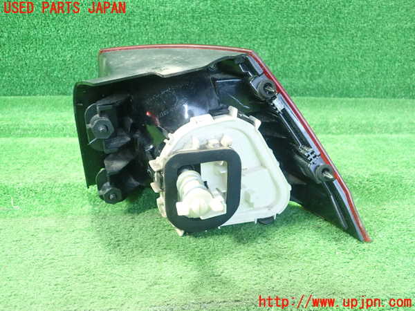 5UPJ-22721536]VW ゴルフ ヴァリアント(AUCHP)左テールランプ 中古_m0003.jpg