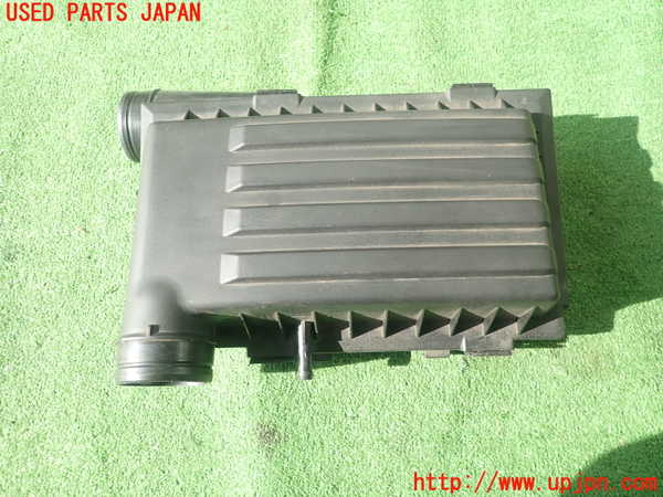 5UPJ-22722560]VW ゴルフ ヴァリアント(AUCHP)エアクリーナーボックス 中古_m0001.jpg