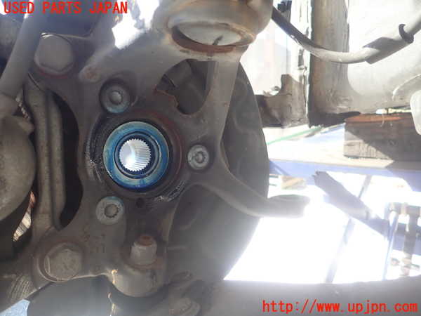 5UPJ-22724290]VW ゴルフ ヴァリアント(AUCHP)右フロントナックルハブ 中古_m0001.jpg