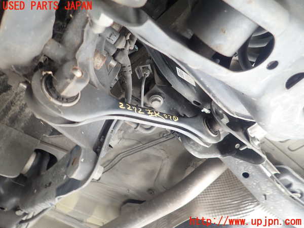 5UPJ-22725226]VW ゴルフ ヴァリアント(AUCHP)左リアロアアーム1 中古_m0001.jpg