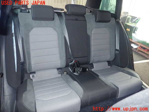 5UPJ-22727385]VW ゴルフ ヴァリアント(AUCHP)リアシート 中古_m0001.jpg