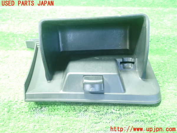 5UPJ-22727841]VW ゴルフ ヴァリアント(AUCHP)小物入れ1 中古_m0002.jpg