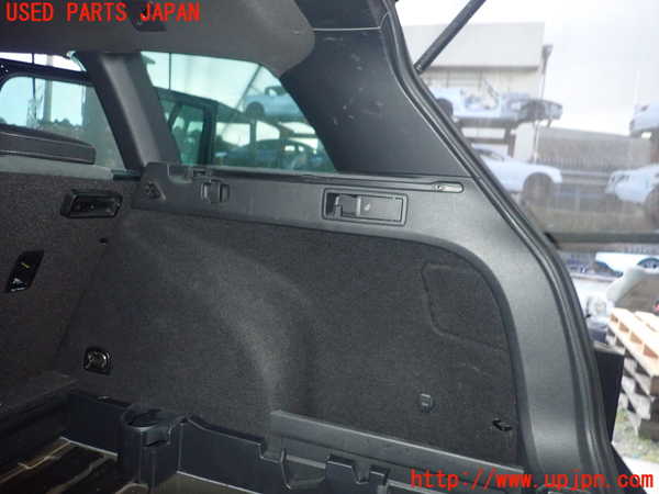 5UPJ-22727675]VW ゴルフ ヴァリアント(AUCHP)右リアピラートリム 中古_m0001.jpg