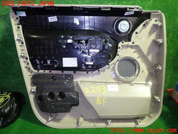 1UPJ-22731234]ランドローバー・レンジローバー イヴォーク(LV2A)右前ドア内張り 中古_m0004.jpg