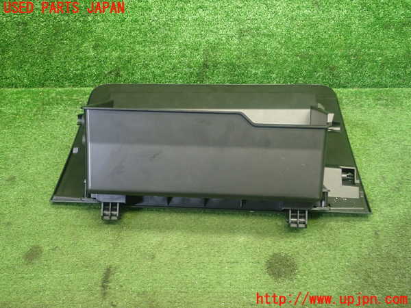 5UPJ-22747516]８６(BRZ)(ZN6)グローブボックス1 中古_m0004.jpg