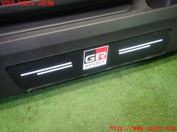 5UPJ-22741264]８６(BRZ)(ZN6)左ドア内張り 中古_m0003.jpg