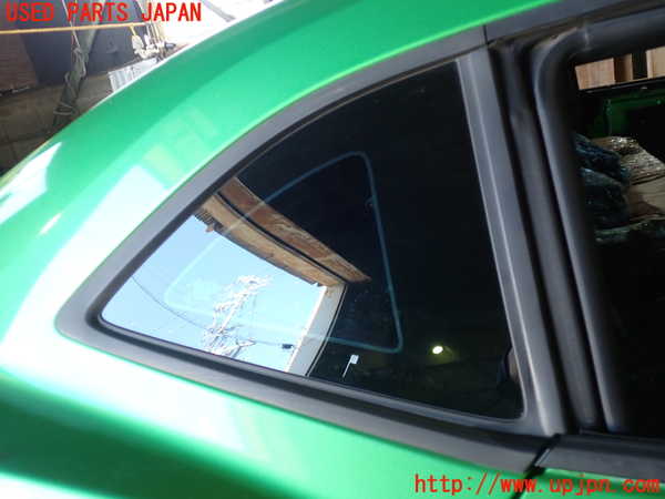 5UPJ-22751380]シボレー・カマロ(不明)右クォーターガラス M100 中古_m0001.jpg