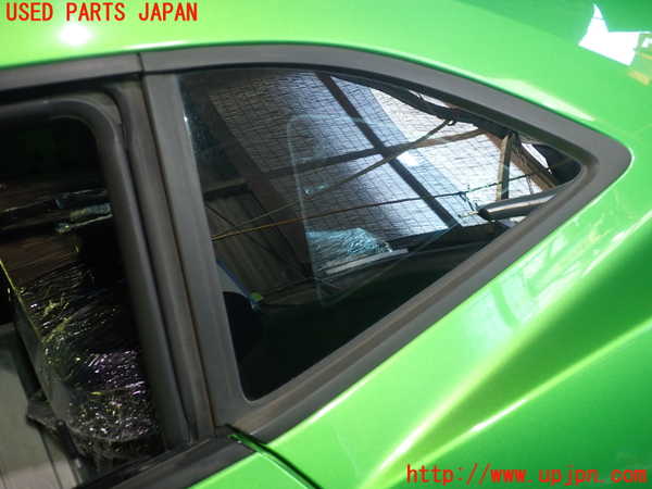 5UPJ-22751382]シボレー・カマロ(不明)左クォーターガラス M100 中古_m0001.jpg