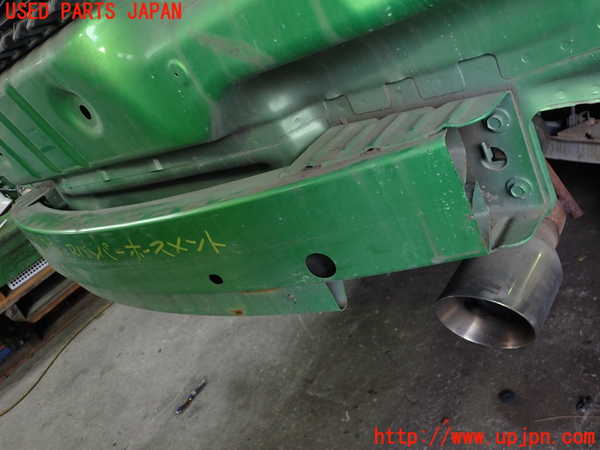 5UPJ-22751614]シボレー・カマロ(不明)リアバンパーホースメント 中古_m0003.jpg