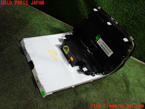 5UPJ-22756066]シボレー・カマロ(不明)エアコンスイッチ1 中古_m0003.jpg