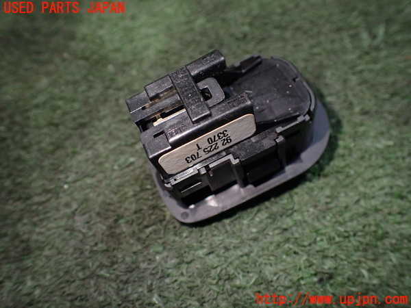5UPJ-22756280]シボレー・カマロ(不明)ミラースイッチ 中古_m0002.jpg