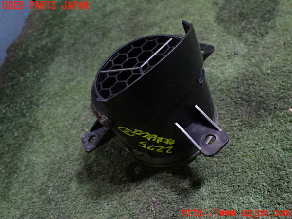 5UPJ-22757527]シボレー・カマロ(不明)エアコン吹き出し口2（左） 中古_m0002.jpg