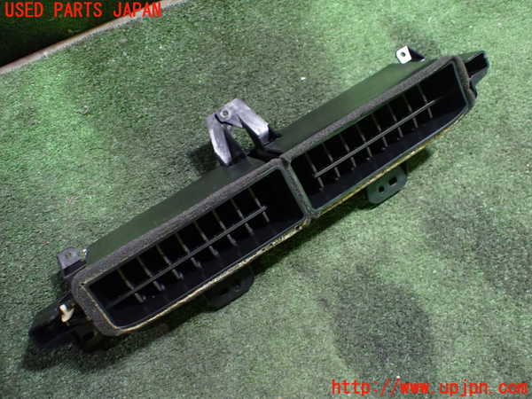 5UPJ-22757528]シボレー・カマロ(不明)エアコン吹き出し口3（真中） 中古_m0004.jpg