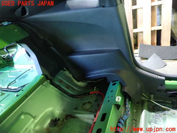 5UPJ-22757680]シボレー・カマロ(不明)左リアピラートリム 中古_m0003.jpg