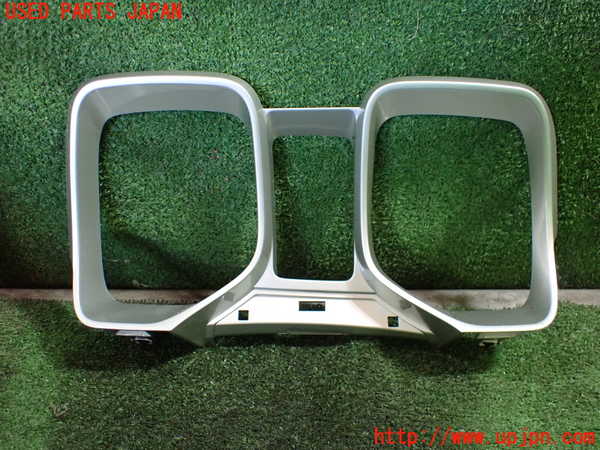 5UPJ-22757510]シボレー・カマロ(不明)メーターフード 中古_m0001.jpg