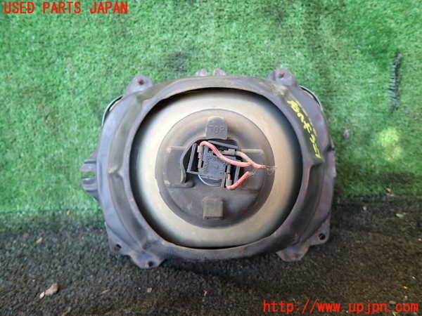 1UPJ-22761130]ランクルプラド(KZJ78W)右ヘッドライト ハロゲン 中古_m0003.jpg