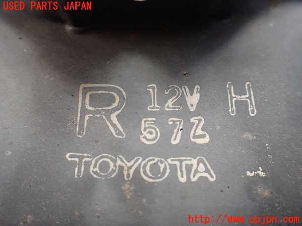 1UPJ-22761130]ランクルプラド(KZJ78W)右ヘッドライト ハロゲン 中古_m0004.jpg