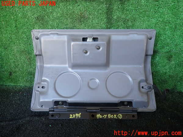 5UPJ-22767516]ランクルプラド(KZJ78W)グローブボックス1 中古_m0003.jpg