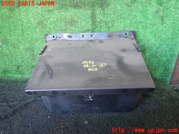 5UPJ-22767517]ランクルプラド(KZJ78W)グローブボックス2 中古_m0003.jpg