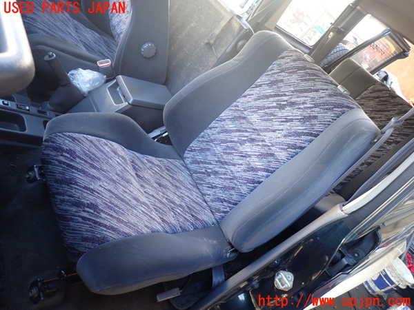 5UPJ-22767065]ランクルプラド(KZJ78W)助手席シート 中古_m0001.jpg