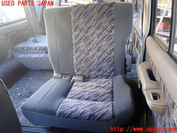 5UPJ-22767175]ランクルプラド(KZJ78W)左2列目シート 中古_m0001.jpg