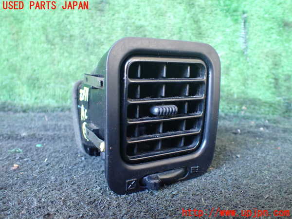 5UPJ-22767527]ランクルプラド(KZJ78W)エアコン吹き出し口2 (左) 中古_m0001.jpg
