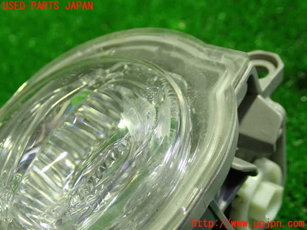 5UPJ-22771180]カローラ スポーツ ハイブリッド(ZWE219H)右フォグ 中古_m0002.jpg