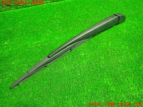 5UPJ-22771661]カローラ スポーツ ハイブリッド(ZWE219H)リアワイパーアーム1 中古_m0001.jpg