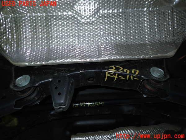 5UPJ-22775295]カローラ スポーツ ハイブリッド(ZWE219H)リアメンバー 中古_m0001.jpg