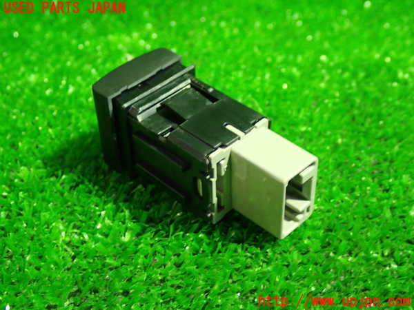 5UPJ-22776310]カローラ スポーツ ハイブリッド(ZWE219H)スイッチ5（VSC OFF） 中古_m0003.jpg