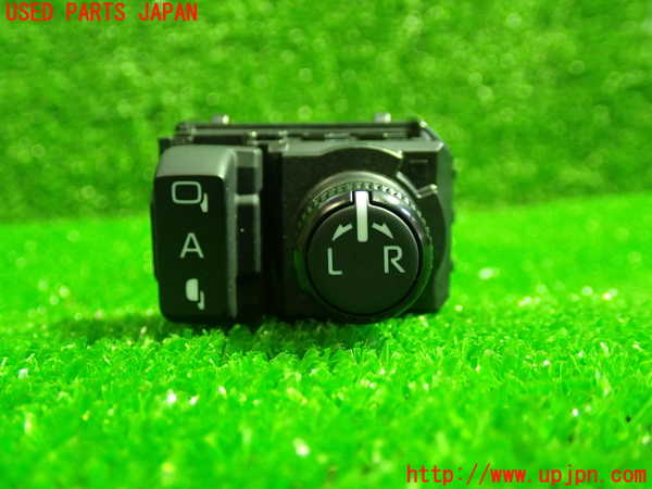 5UPJ-22776280]カローラ スポーツ ハイブリッド(ZWE219H)ミラースイッチ 中古_m0001.jpg