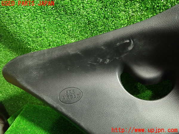 5UPJ-22777675]カローラ スポーツ ハイブリッド(ZWE219H)右リアピラートリム 中古_m0002.jpg